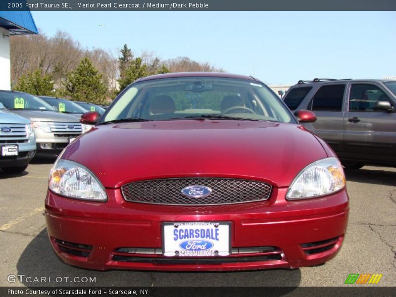 Merlot Pearl Clearcoat / Medium/Dark Pebble 2005 Ford Taurus SEL