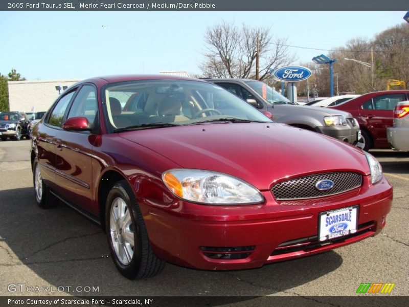 Merlot Pearl Clearcoat / Medium/Dark Pebble 2005 Ford Taurus SEL