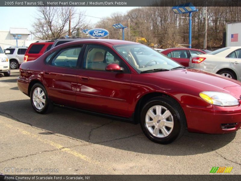 Merlot Pearl Clearcoat / Medium/Dark Pebble 2005 Ford Taurus SEL