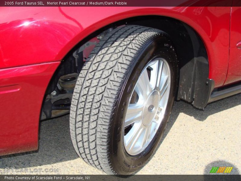 Merlot Pearl Clearcoat / Medium/Dark Pebble 2005 Ford Taurus SEL