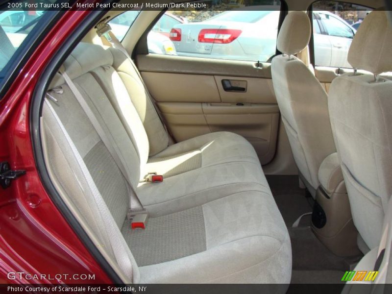 Merlot Pearl Clearcoat / Medium/Dark Pebble 2005 Ford Taurus SEL