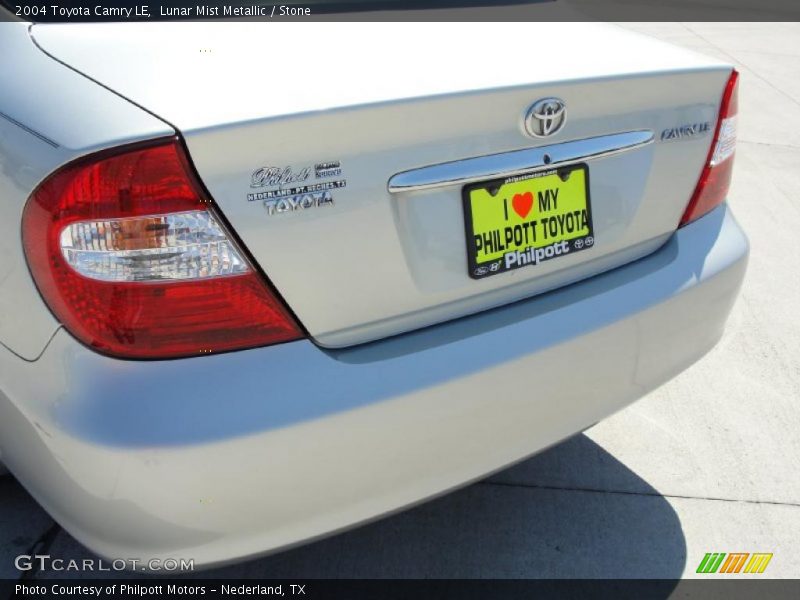 Lunar Mist Metallic / Stone 2004 Toyota Camry LE
