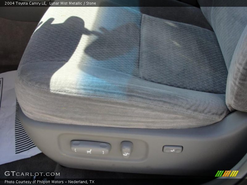 Lunar Mist Metallic / Stone 2004 Toyota Camry LE