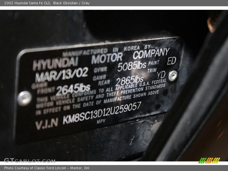 Black Obsidian / Gray 2002 Hyundai Santa Fe GLS