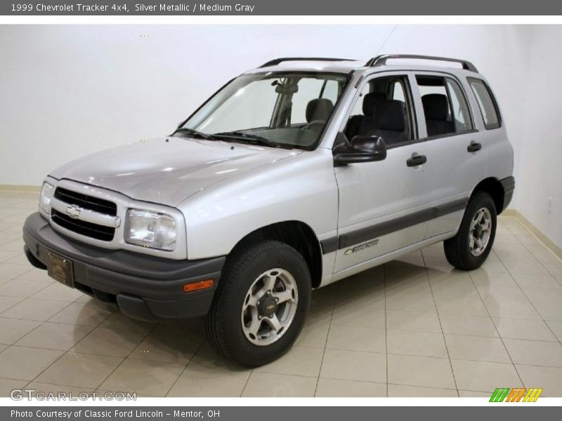 Silver Metallic / Medium Gray 1999 Chevrolet Tracker 4x4