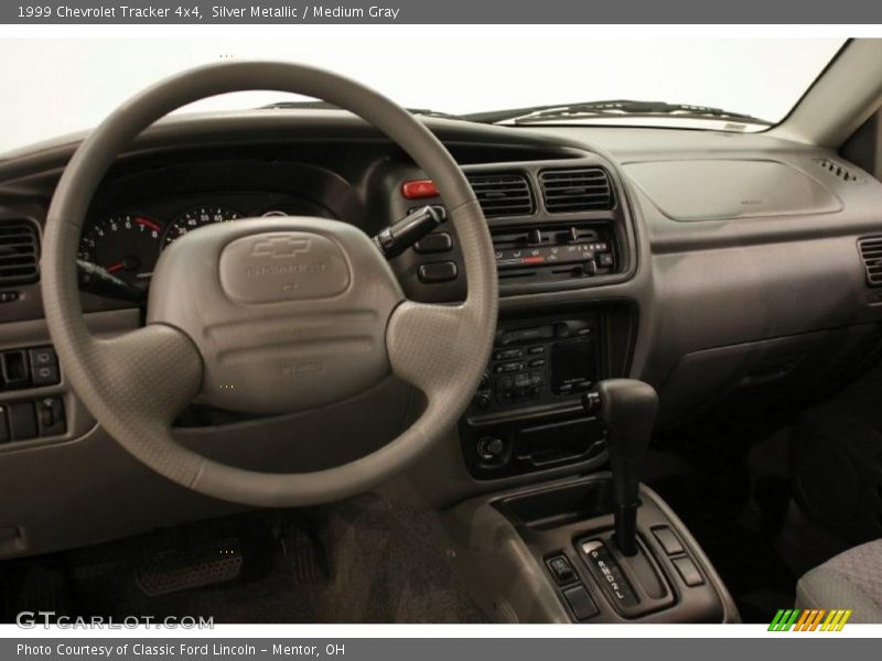 Silver Metallic / Medium Gray 1999 Chevrolet Tracker 4x4