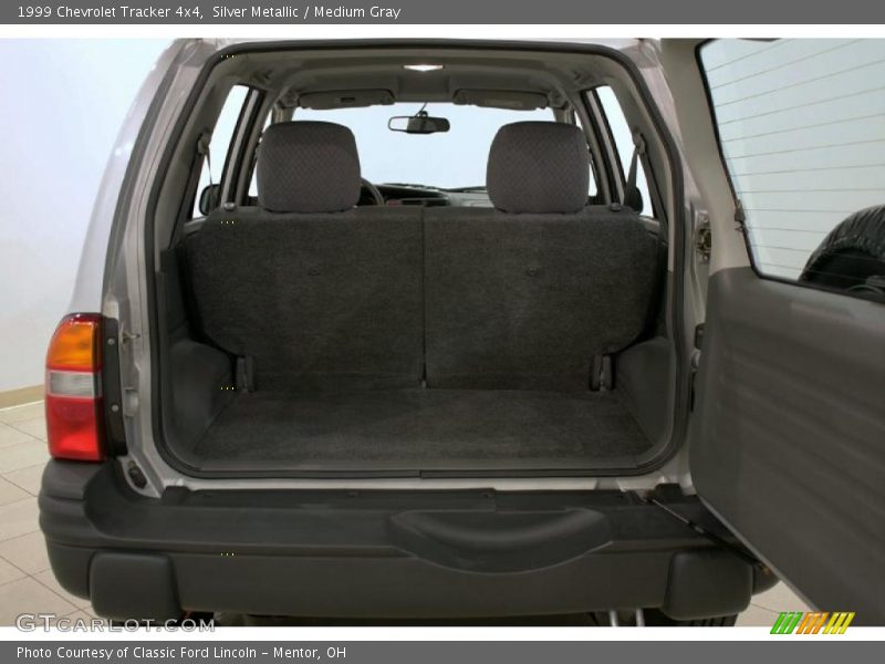 Silver Metallic / Medium Gray 1999 Chevrolet Tracker 4x4