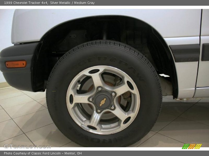 Silver Metallic / Medium Gray 1999 Chevrolet Tracker 4x4