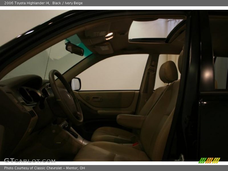 Black / Ivory Beige 2006 Toyota Highlander I4
