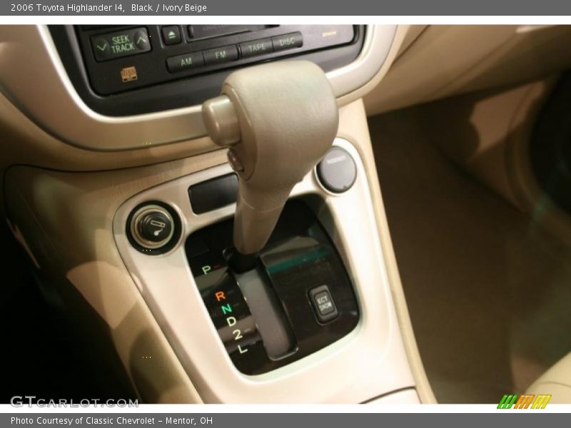 Black / Ivory Beige 2006 Toyota Highlander I4