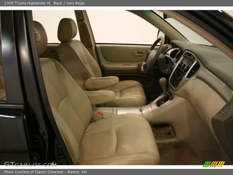 Black / Ivory Beige 2006 Toyota Highlander I4