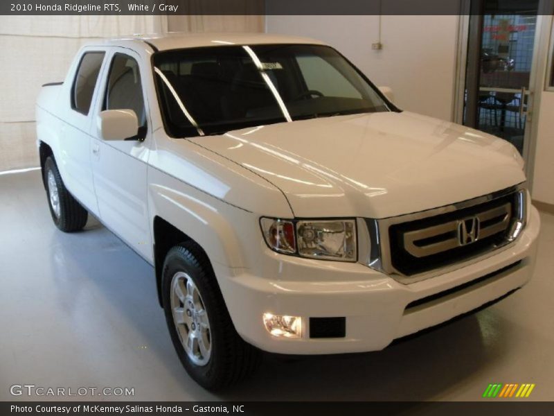 White / Gray 2010 Honda Ridgeline RTS