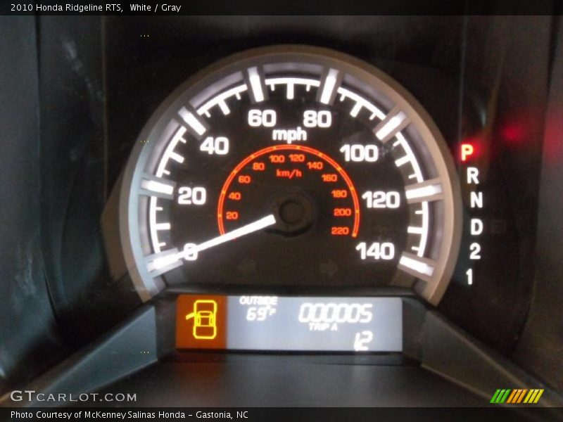 White / Gray 2010 Honda Ridgeline RTS