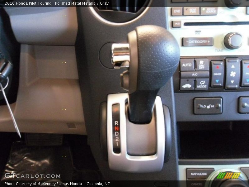 Polished Metal Metallic / Gray 2010 Honda Pilot Touring