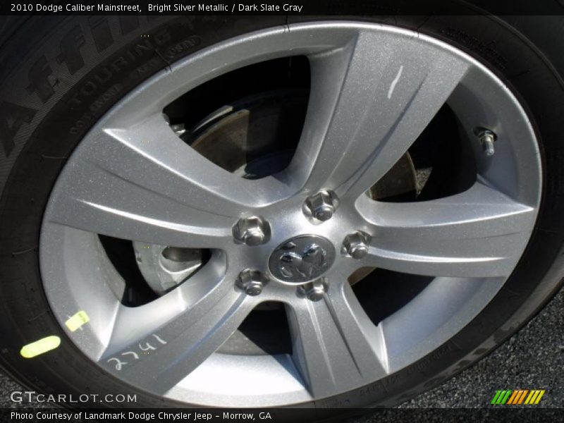 Bright Silver Metallic / Dark Slate Gray 2010 Dodge Caliber Mainstreet
