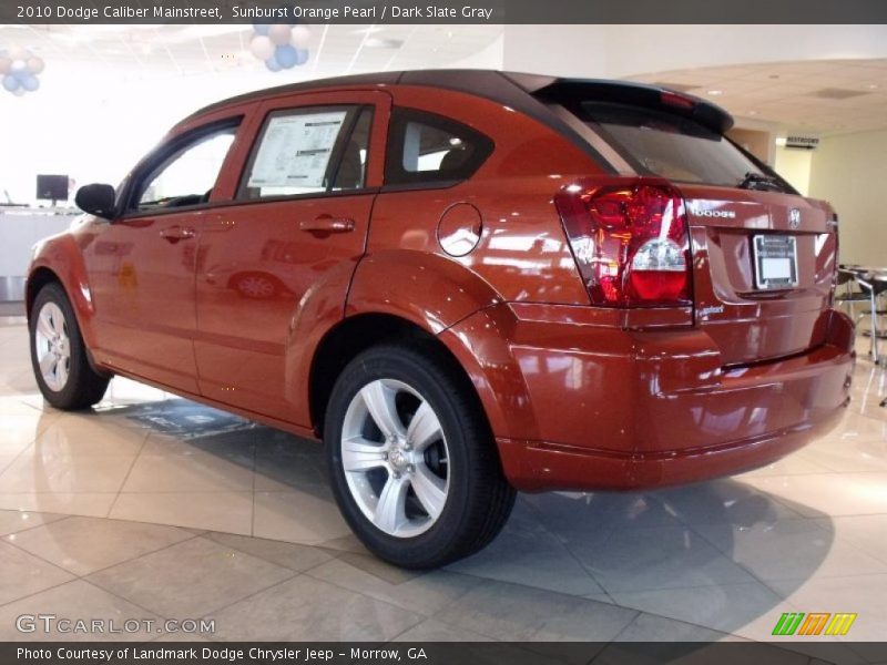 Sunburst Orange Pearl / Dark Slate Gray 2010 Dodge Caliber Mainstreet