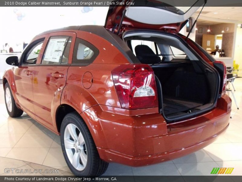Sunburst Orange Pearl / Dark Slate Gray 2010 Dodge Caliber Mainstreet
