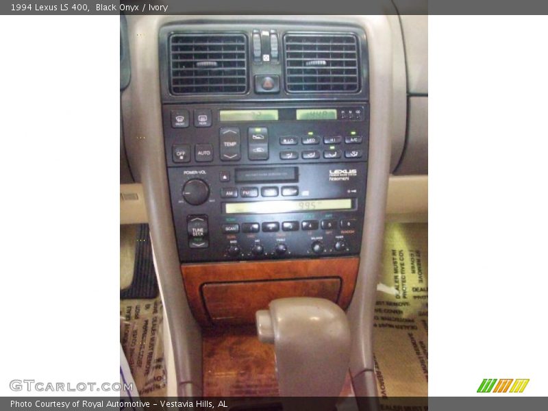Black Onyx / Ivory 1994 Lexus LS 400