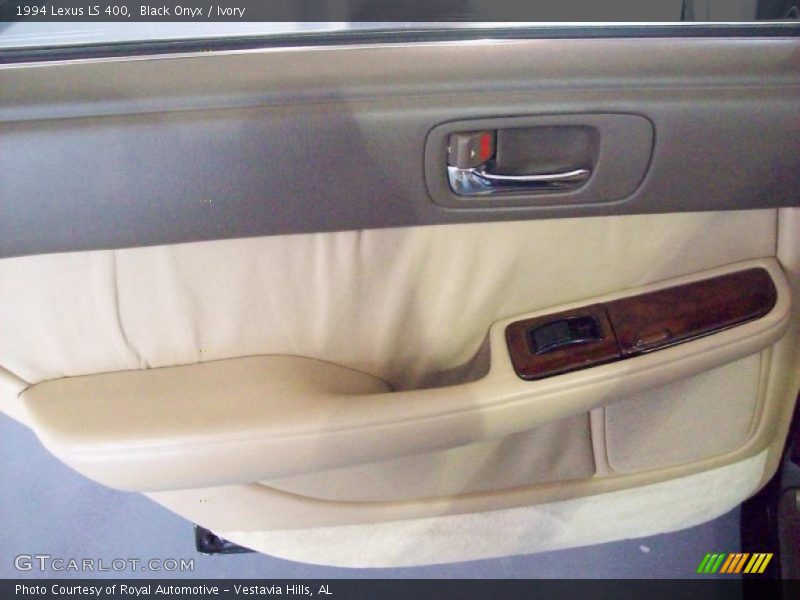Black Onyx / Ivory 1994 Lexus LS 400