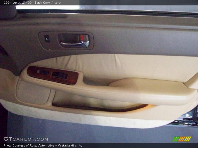 Black Onyx / Ivory 1994 Lexus LS 400