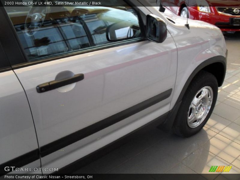 Satin Silver Metallic / Black 2003 Honda CR-V LX 4WD