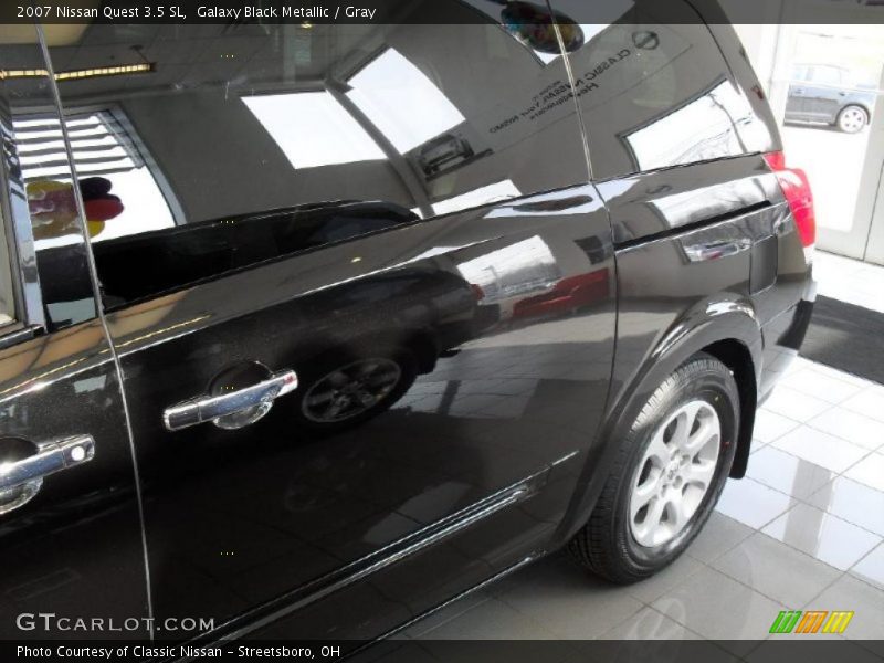 Galaxy Black Metallic / Gray 2007 Nissan Quest 3.5 SL