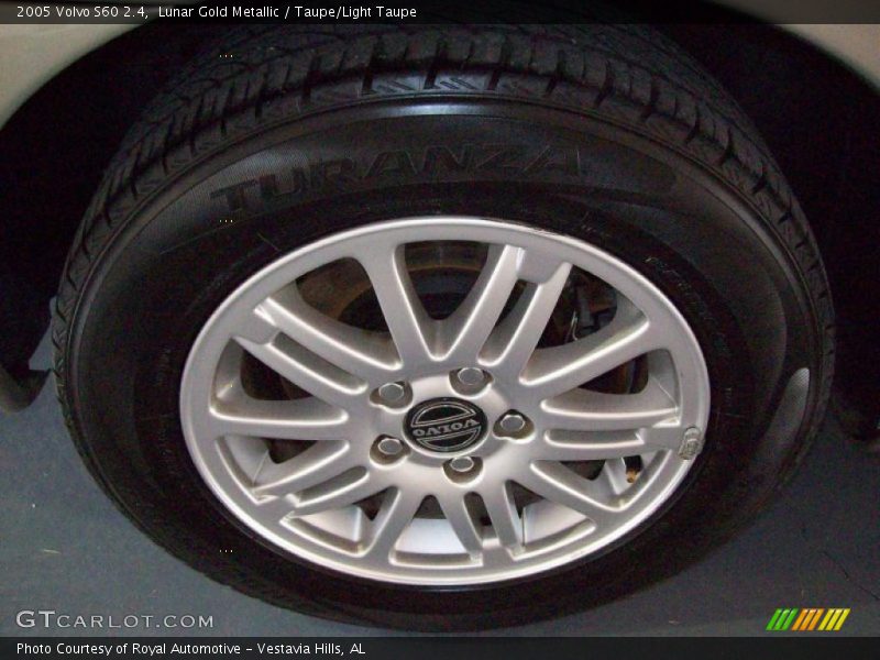 Lunar Gold Metallic / Taupe/Light Taupe 2005 Volvo S60 2.4