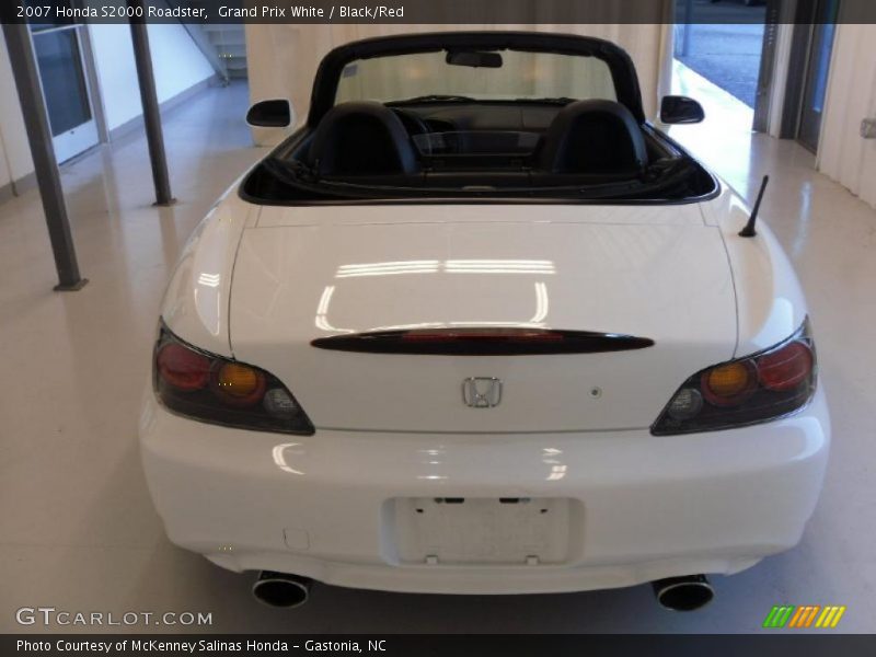 Grand Prix White / Black/Red 2007 Honda S2000 Roadster