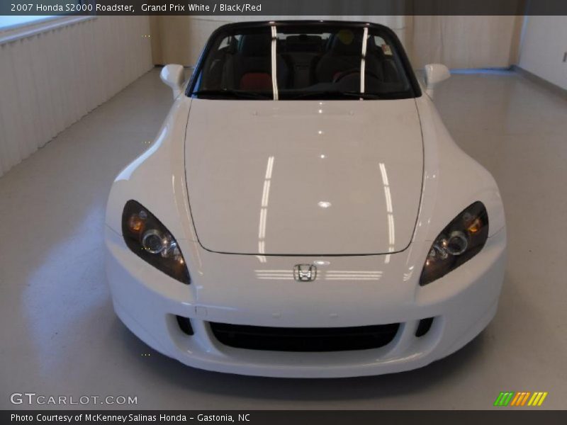 Grand Prix White / Black/Red 2007 Honda S2000 Roadster