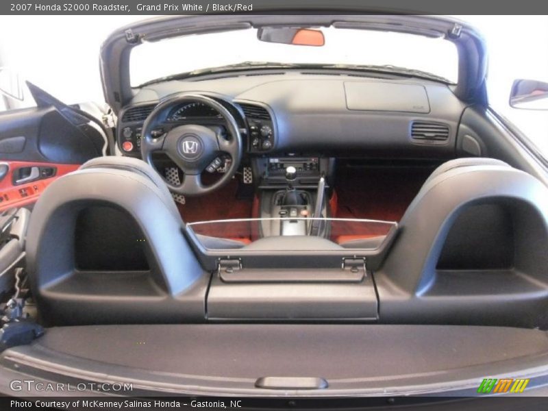 Grand Prix White / Black/Red 2007 Honda S2000 Roadster