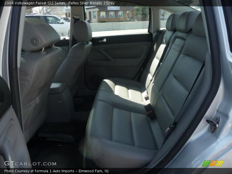 Reflex Silver Metallic / Grey 2004 Volkswagen Passat GLS Sedan