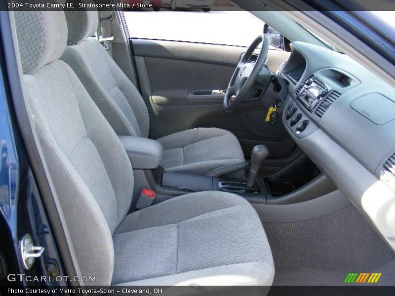 Stratosphere Mica / Stone 2004 Toyota Camry LE