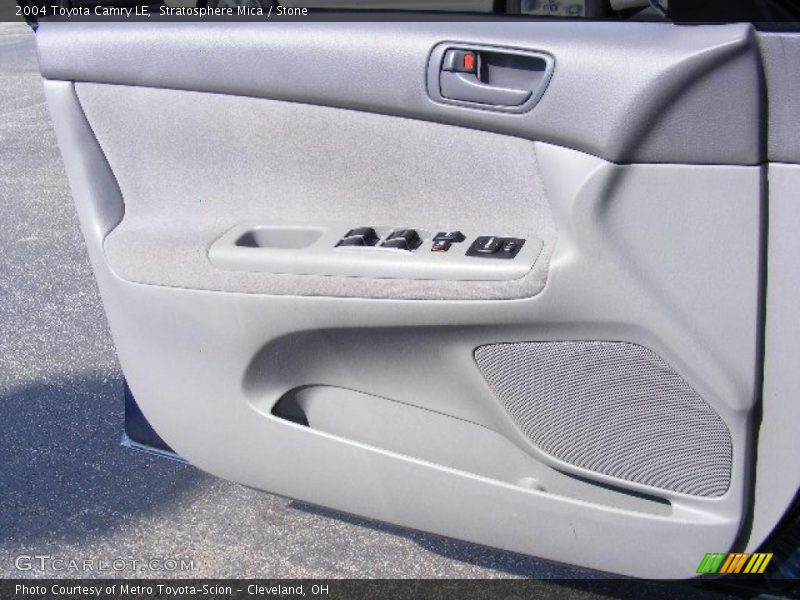 Stratosphere Mica / Stone 2004 Toyota Camry LE