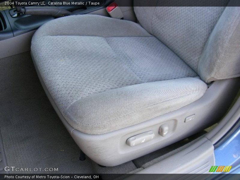 Catalina Blue Metallic / Taupe 2004 Toyota Camry LE