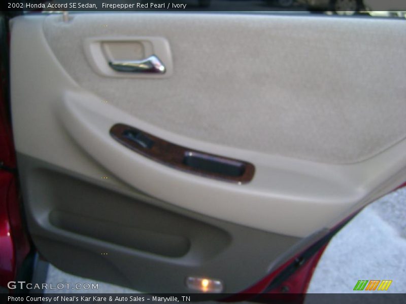 Firepepper Red Pearl / Ivory 2002 Honda Accord SE Sedan