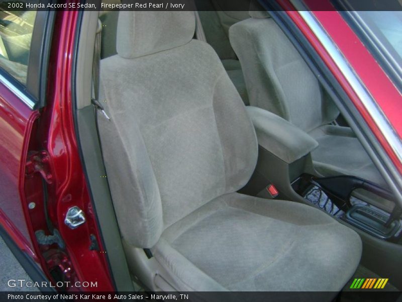 Firepepper Red Pearl / Ivory 2002 Honda Accord SE Sedan