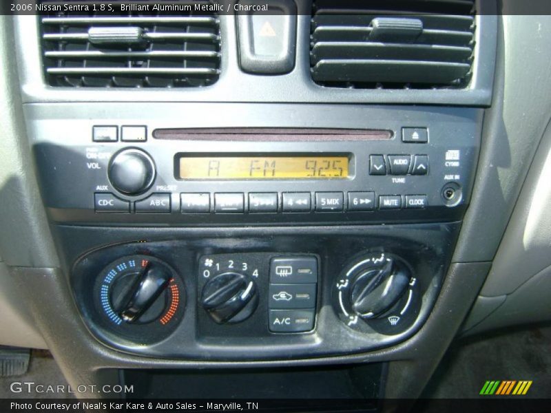 Brilliant Aluminum Metallic / Charcoal 2006 Nissan Sentra 1.8 S