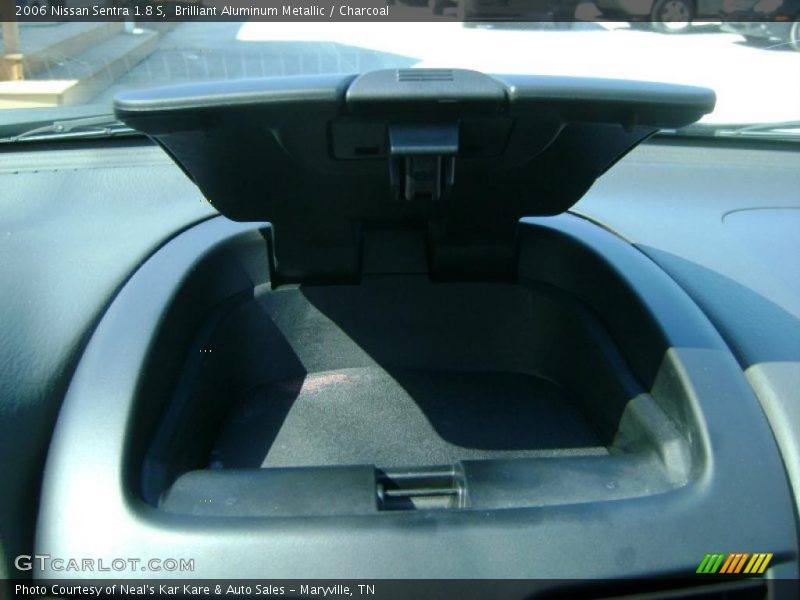 Brilliant Aluminum Metallic / Charcoal 2006 Nissan Sentra 1.8 S