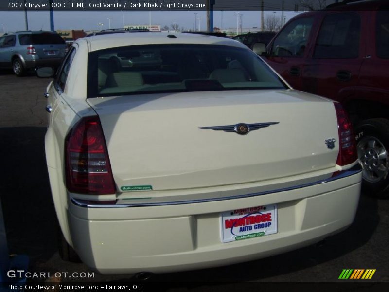 Cool Vanilla / Dark Khaki/Light Graystone 2007 Chrysler 300 C HEMI