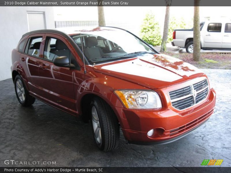 Sunburst Orange Pearl / Dark Slate Gray 2010 Dodge Caliber Mainstreet