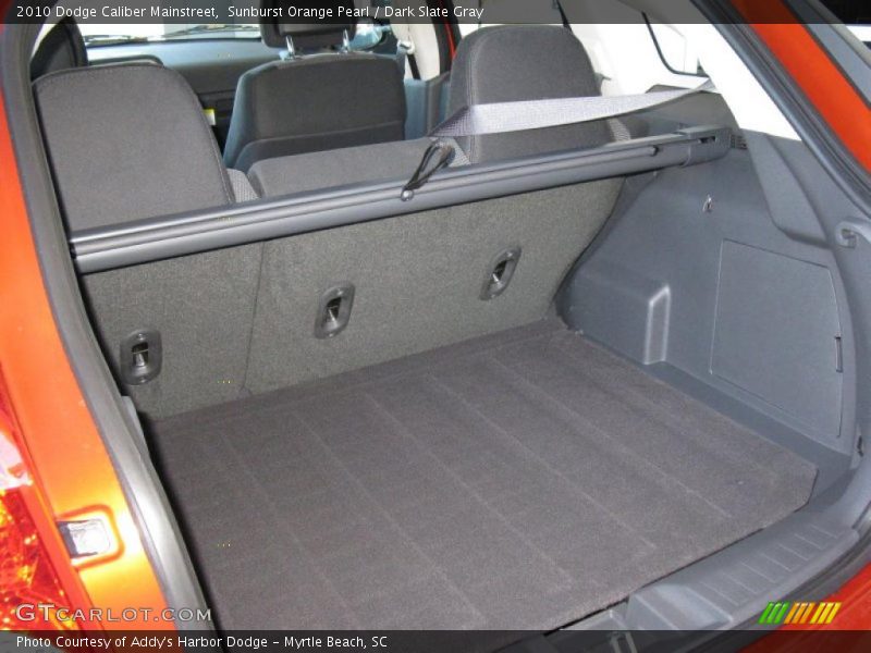 Sunburst Orange Pearl / Dark Slate Gray 2010 Dodge Caliber Mainstreet