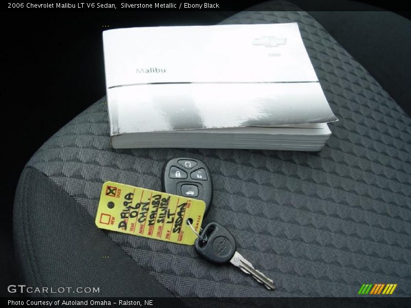 Silverstone Metallic / Ebony Black 2006 Chevrolet Malibu LT V6 Sedan