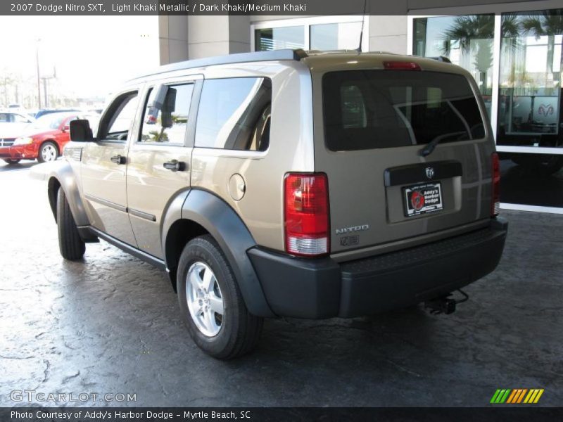 Light Khaki Metallic / Dark Khaki/Medium Khaki 2007 Dodge Nitro SXT