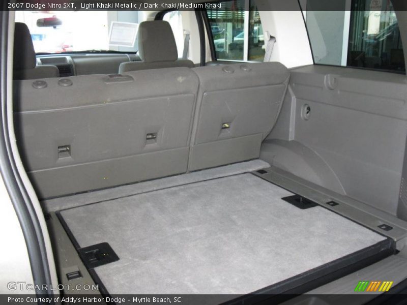 Light Khaki Metallic / Dark Khaki/Medium Khaki 2007 Dodge Nitro SXT