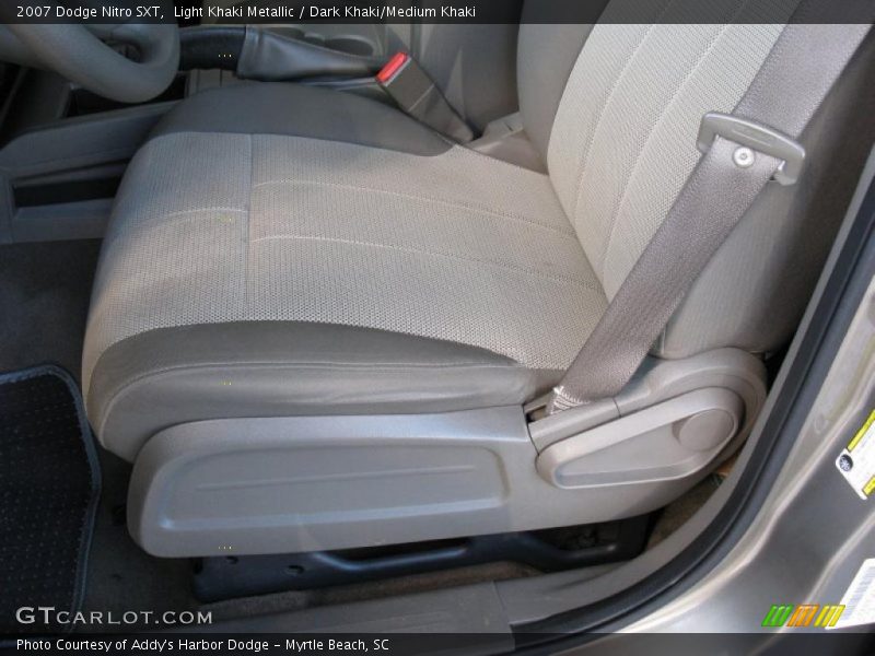 Light Khaki Metallic / Dark Khaki/Medium Khaki 2007 Dodge Nitro SXT