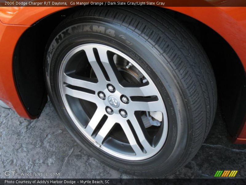 Go Mango! Orange / Dark Slate Gray/Light Slate Gray 2006 Dodge Charger R/T Daytona