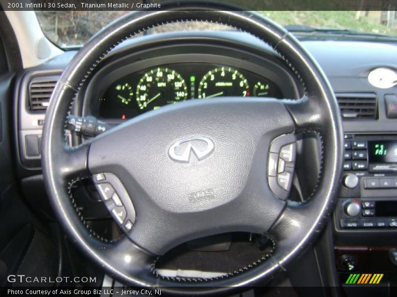 Titanium Metallic / Graphite 2001 Infiniti I 30 Sedan