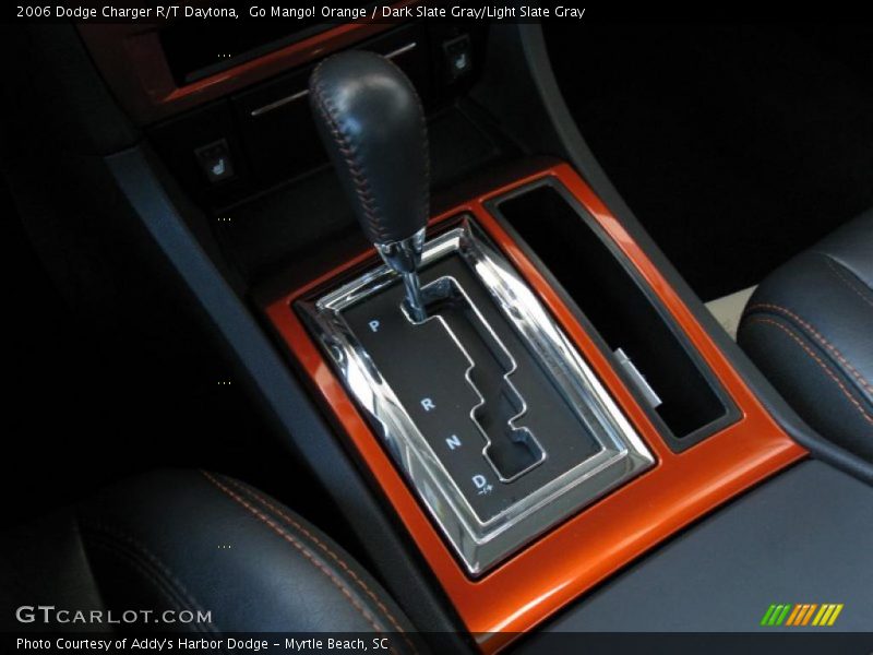 Go Mango! Orange / Dark Slate Gray/Light Slate Gray 2006 Dodge Charger R/T Daytona