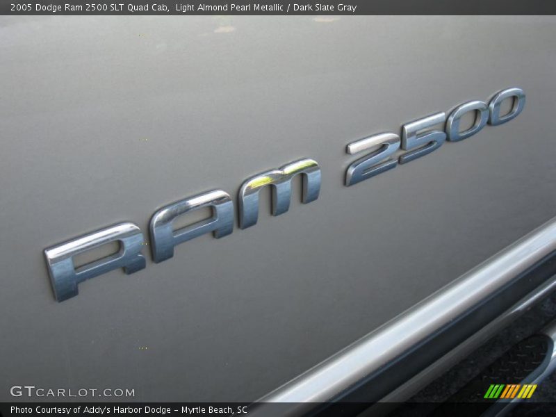 Light Almond Pearl Metallic / Dark Slate Gray 2005 Dodge Ram 2500 SLT Quad Cab