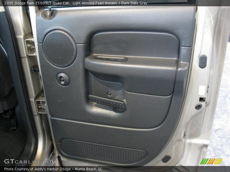 Light Almond Pearl Metallic / Dark Slate Gray 2005 Dodge Ram 2500 SLT Quad Cab